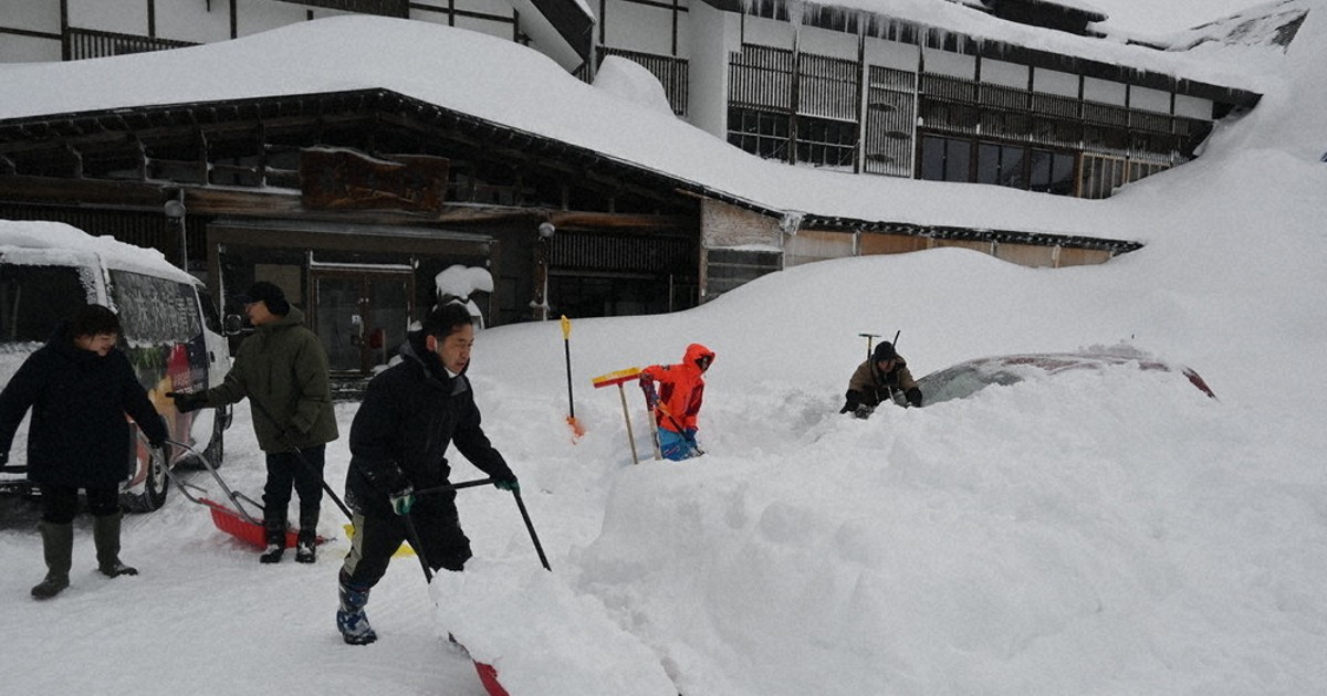 酸ケ湯、今季最多438センチ 津軽中心に記録的大雪 ／青森 | 毎日新聞