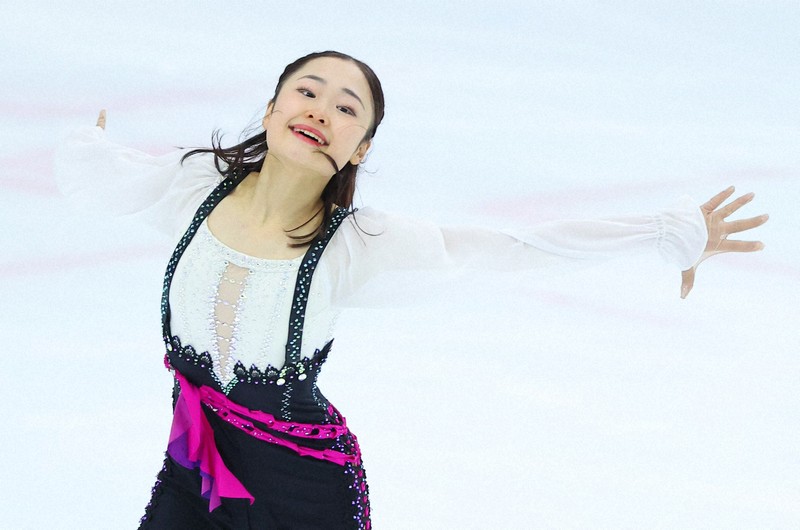 フィギュア高校総体エキシビション 島田ら華麗な舞 | 毎日新聞