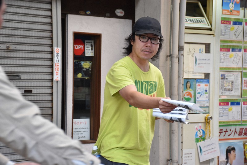 矢島祥子　 　バラ 釜ケ崎で支援続けた医師の姉 死の真相求め、街に立つ弟の思い