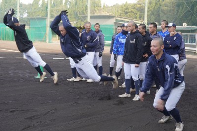 センバツ高校野球 常葉大菊川・出場決定から一夜 トレーニング、紅白戦