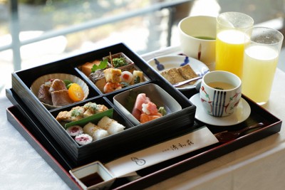 永瀬拓矢九段、勝負めしは 3D画像で 王将戦第2局・2日目 | 毎日新聞