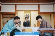 大盤解説に将棋ファン70人 おやつトークも 王将戦第2局 | 毎日新聞