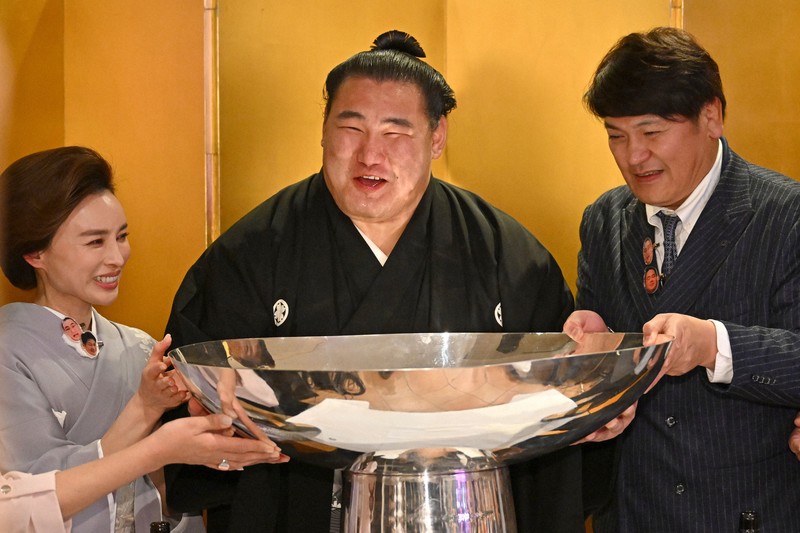 厳しい」から一転、異例の展開 豊昇龍、「横綱」機運急浮上のワケ