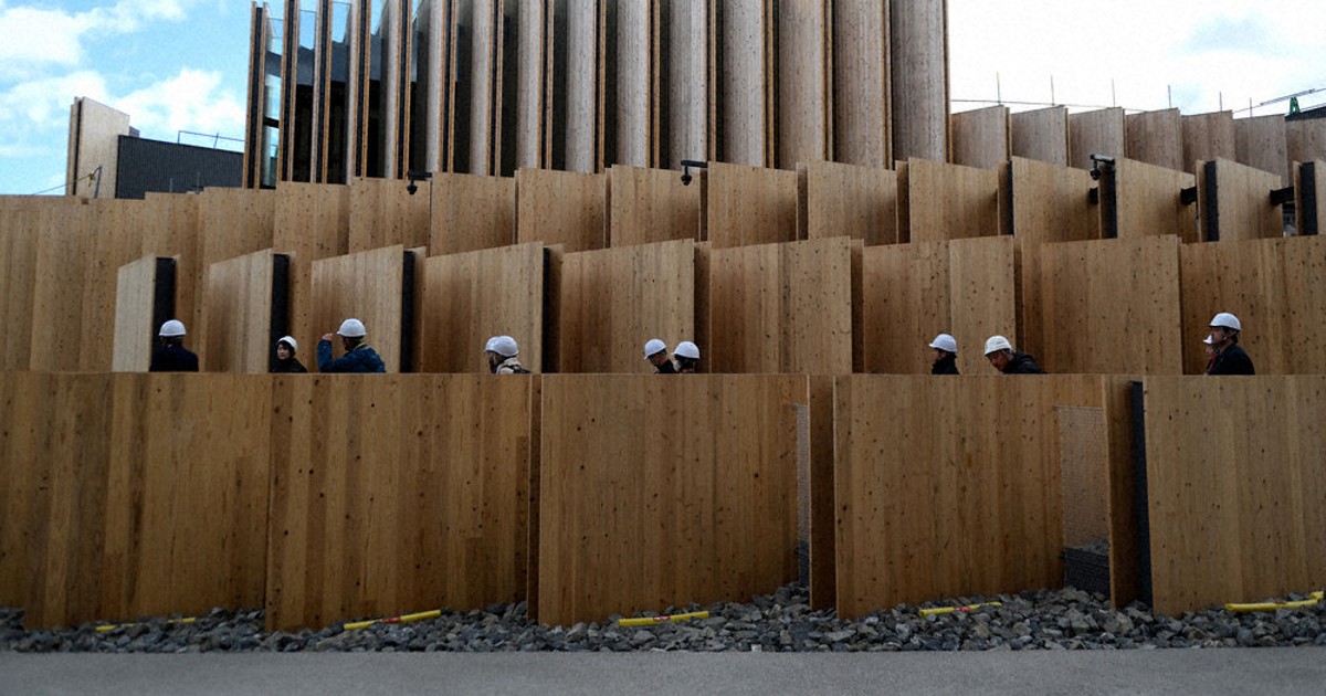 【希少】大阪関西万博　日本館　外観　ピンバッチ 大阪・関西万博 日本館公式ロゴデザインピンバッジの通販 by