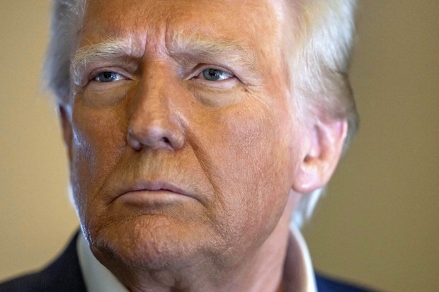 トランプ氏、不法移民の送還拒否したコロンビアに報復措置を表明