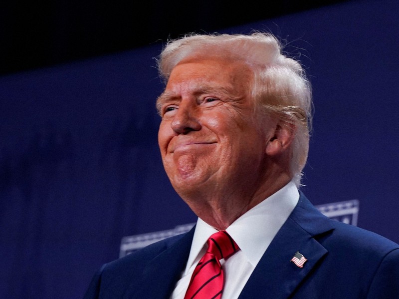 トランプ氏、ぶれる関税発言 「対中10％」が一転 市場は警戒 | 毎日新聞