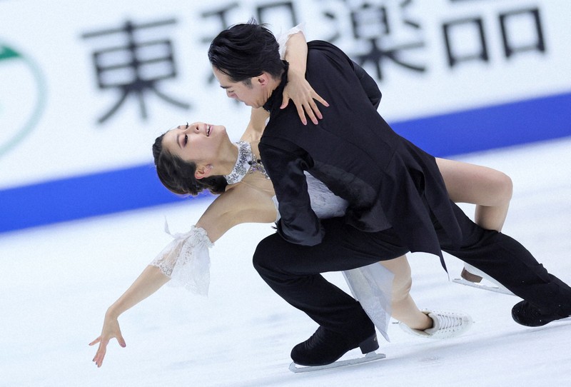 2009全日本フィギュア15歳中3の羽生結弦選手 高橋大輔 村元哉中 かなだい〟ペア結成3季目に悲願の全日本頂点！ 村元哉中「最高