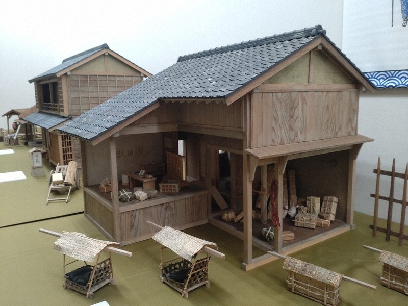 大河「蔦重」の店、精緻に 「大江戸の暮らしと町並み展」で初公開 藤枝