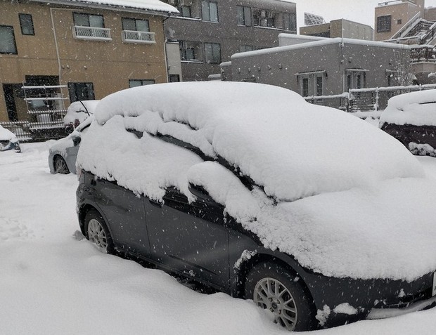 In Photos: Heavy snow blankets Ishikawa, northern Japan