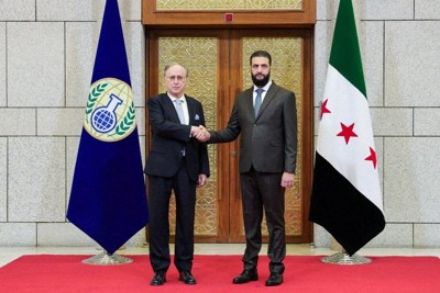 実物 アサド政権 シリア軍 共和国防衛隊 バッジ 実物 シリア軍 アサド大統領 バッジ
