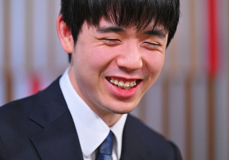大特価！状態もいいと思います！早い者勝ち！ 当時のエピソード】Z/X(ゼクス) ブースターパック第1弾 異世界と