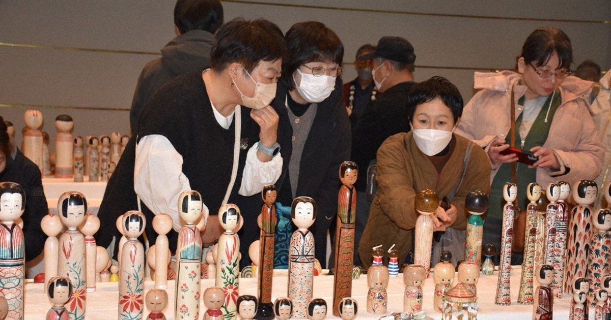 伝統こけし秋田県湯沢全長70cm