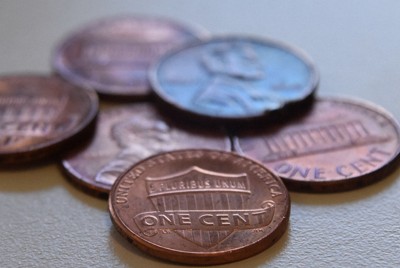 トランプ氏、1セント硬貨は「無駄」 1枚4円の赤字、鋳造停止指示