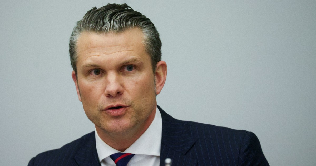 ウクライナ領土回復は「非現実的」 米国防長官、NATO加盟も否定 | 毎日新聞