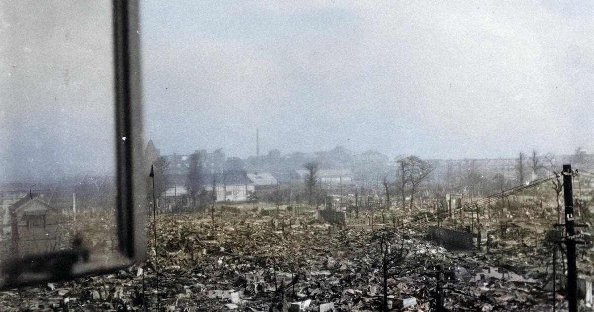 戦争当時の空撮・攻撃時の写真 終戦から75年。戦争は「過去」ではない。人工知能でカラー化された写真