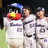 天国へ「飛び立った」 ヤクルトスワローズのつば九郎 [写真特集15/29