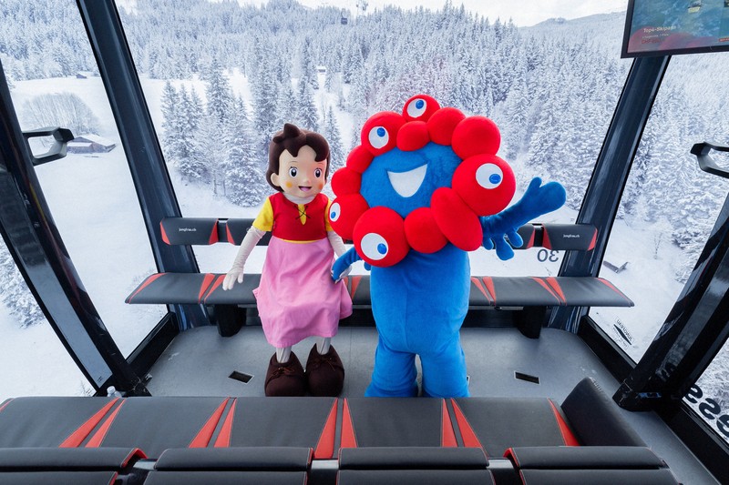 推し」効果で人気向上なるか 大阪・関西万博にキャラクター続々 [写真