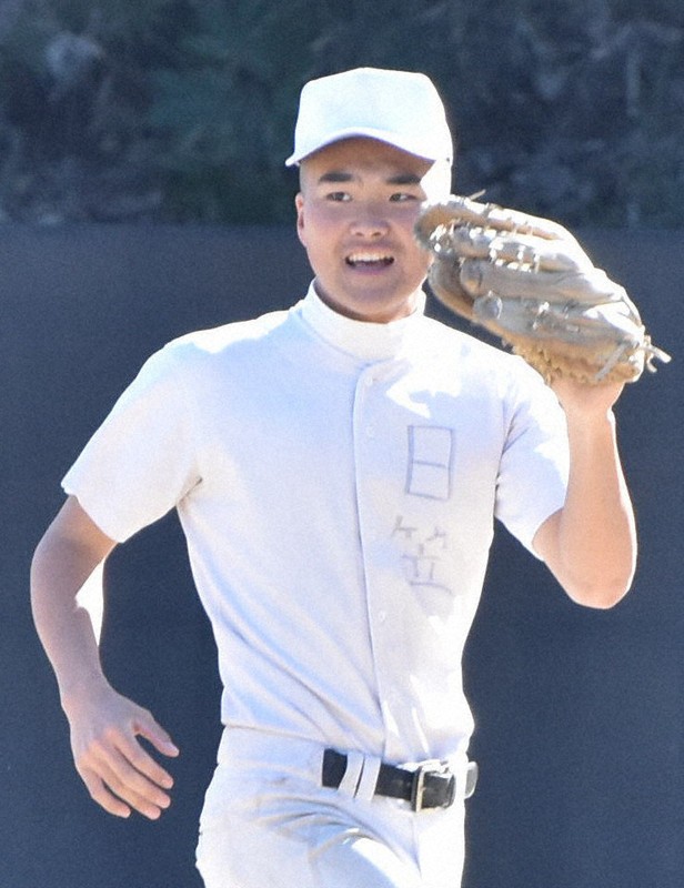 選手紹介／10 二松学舎大付 日笠雅凰／早稲田実 中島颯之介 ／東京