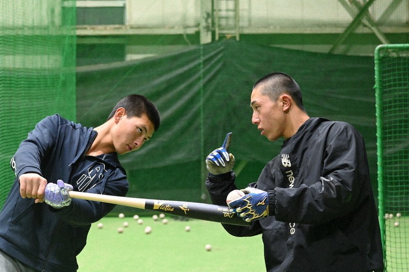 気迫を胸に・25センバツ天理：白球寮の日々／3 自主練 互いに高め