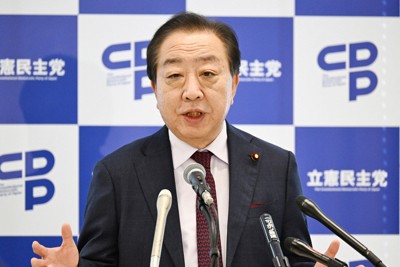 記者会見で質問に答える立憲民主党の野田佳彦代表＝衆院第1議員会館で2025年2月21日午後2時36分、平田明浩撮影