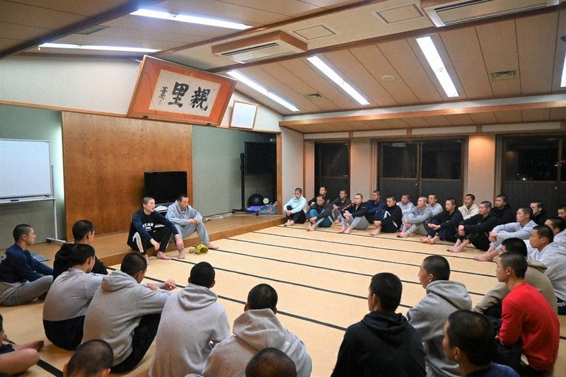 気迫を胸に・25センバツ天理：白球寮の日々／4止 「選手だけで」議論