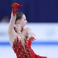 女子フリーで演技する米国のサラ・エバーハード＝ソウルで2025年2月23日、猪飼健史撮影