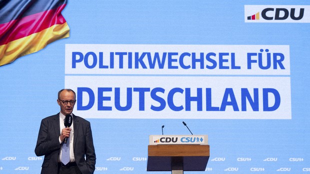 Leading contenders make final appeals to German voters before