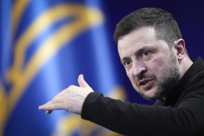 ウクライナ侵攻3年：正念場のゼレンスキー氏 戦時下での大統領選
