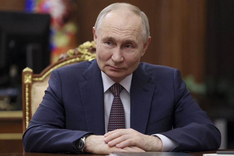 プーチン様 プーチン氏「選挙したくないから」 交渉禁じたゼレンスキー氏に | 毎日新聞