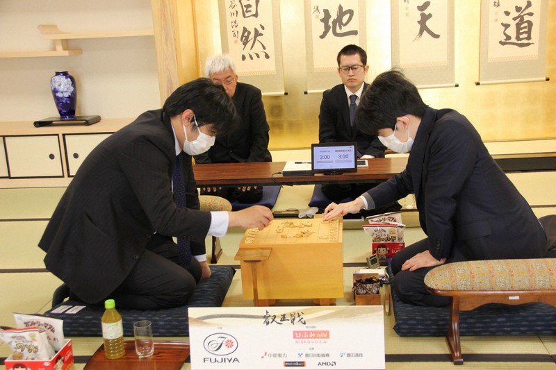 将棋・藤井聡太名人、叡王戦で敗れる 8冠再制覇遠のく | 毎日新聞