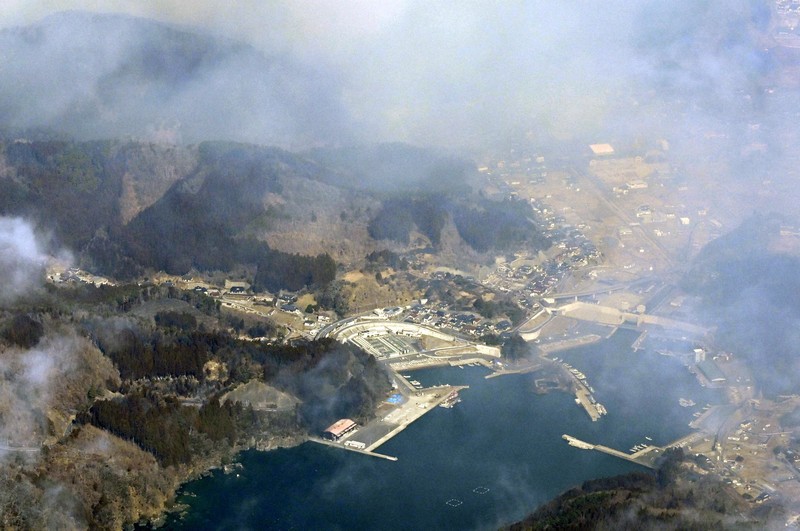 余録：「山焼けの火は… | 毎日新聞