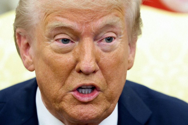 使わんくなったトランプ 耳に包帯を巻いたトランプ氏、共和党全国大会に登場｜ARAB NEWS