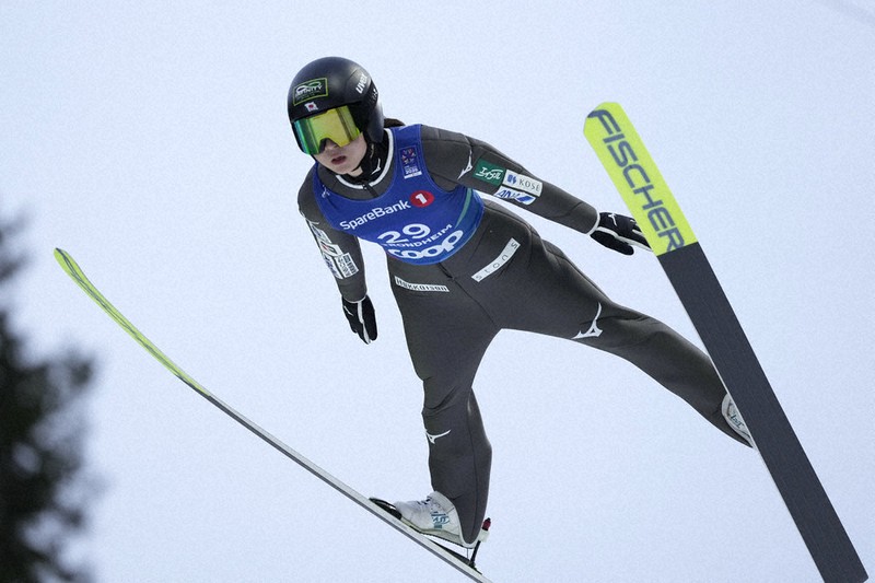 スキー：ノルディックスキー 世界選手権複合 葛西優V、女子初の快挙