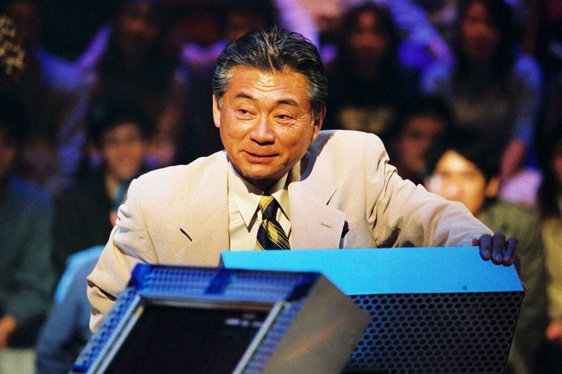 「クイズ＄ミリオネア」初代司会者“AIみの”が2代目・二宮和也に出題 「ファイナルアンサー」も復活（スポニチ） | 毎日新聞