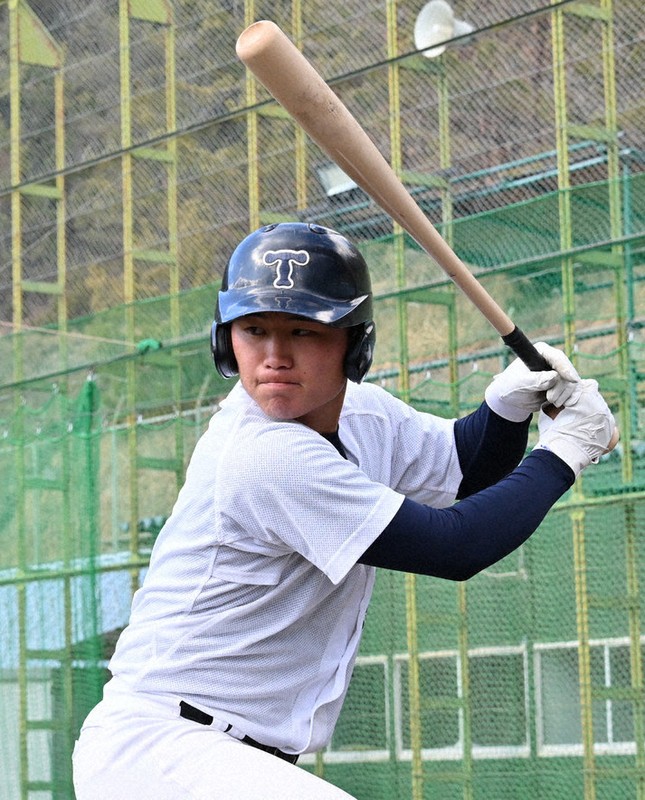光る春・'25センバツ東洋大姫路：古豪から強豪へ 選手紹介／4