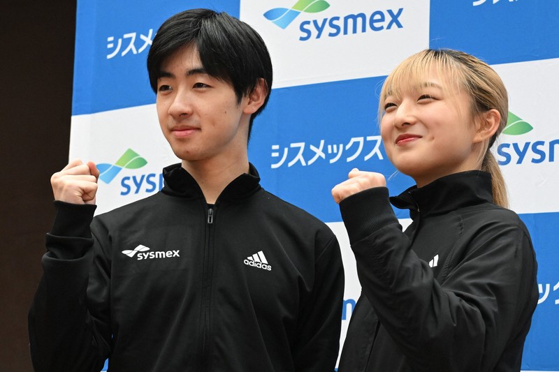 坂本花織「強い気持ちで」 壷井達也と世界選手権に向け練習公開 | 毎日新聞