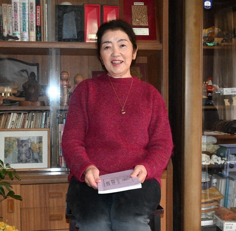 ほほえましい句詠む小3の孫と高めあい 万能川柳の年間特別賞受賞