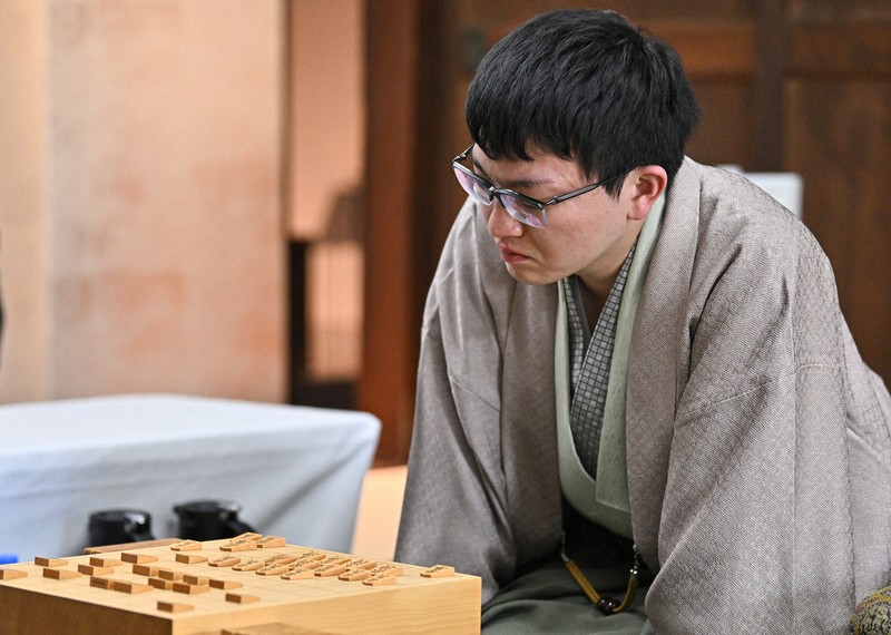 永瀬九段が立て直す 長期戦の様相に 王将戦第5局 | 毎日新聞