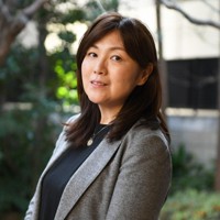 「逃亡者は北へ向かう」を刊行した作家の柚月裕子さん＝東京都新宿区で2025年1月23日、宮本明登撮影
