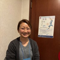志摩市で開催された「全国海女サミット」に参加した安藤智子さん＝志摩市で2024年11月22日午後7時54分、下村恵美撮影