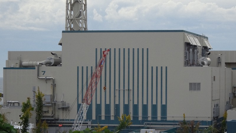 東京電力が再稼働を目指す柏崎刈羽原発7号機＝新潟県刈羽村で2023年11月6日、佐久間一輝撮影