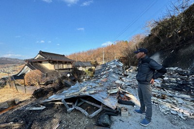 津波と山林火災で「二重被災」 高台移転の漁協倉庫が全焼 大船渡