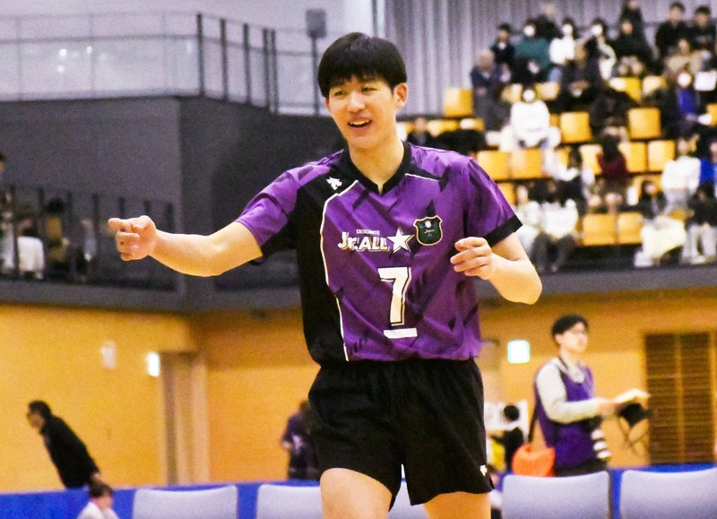 駿台学園はスタメン総入れ替え 男子優勝の行方【さくらバレー2025