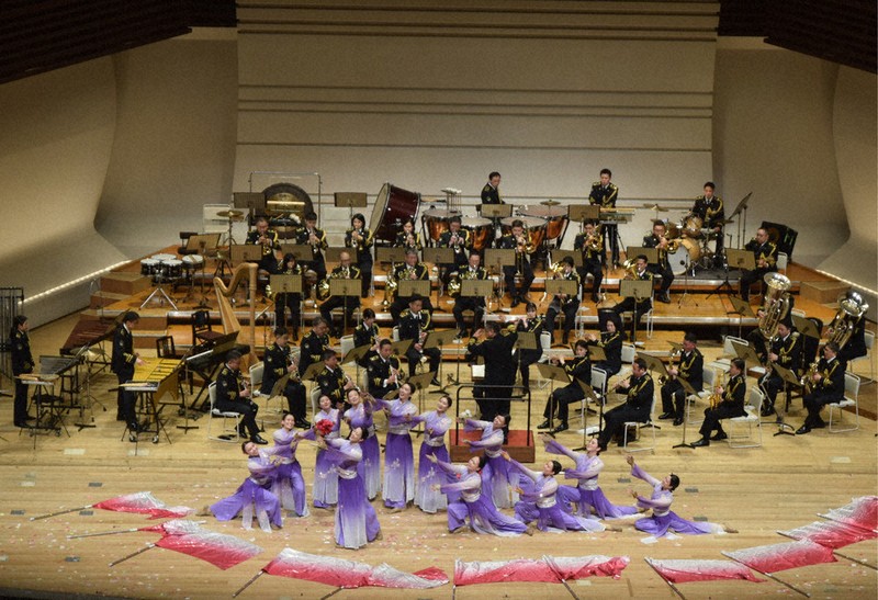 警視庁音楽隊が演奏、寸劇で魅了 台東・コンサート ／東京 | 毎日新聞
