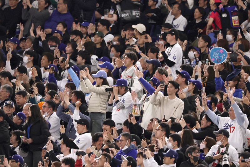 MLB 開幕 東京ドーム 公式球 ゴールド 2025 ローリングス ボール