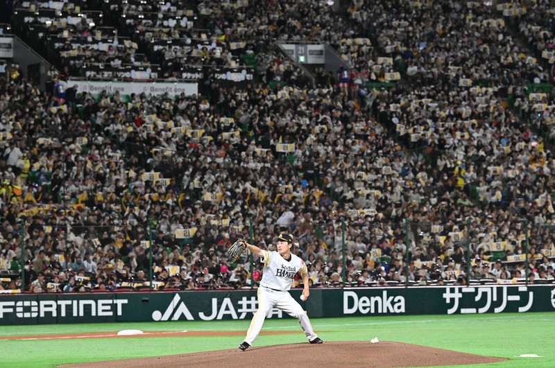 最後は清宮から三振 ソフトバンク和田投手が引退試合 [写真特集18/24