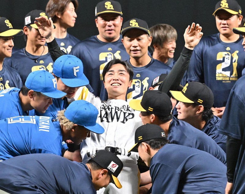 最後は清宮から三振 ソフトバンク和田投手が引退試合 [写真特集18/24