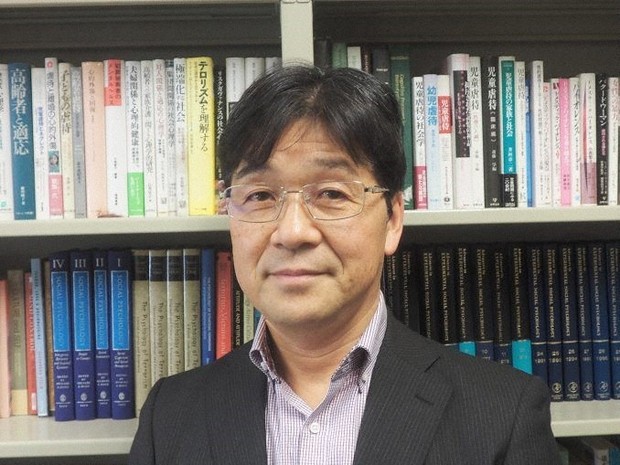 陰謀論なぜ広がる?「真実知った」と高揚感も オウム後継団体活用か