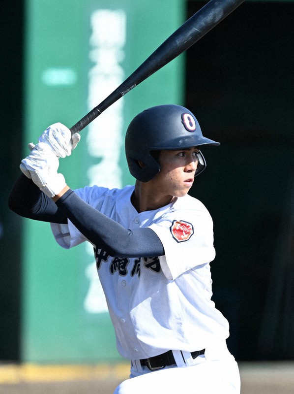 一緒にセンバツ」沖縄尚学とエナジックスポーツ 幼なじみの夢実現