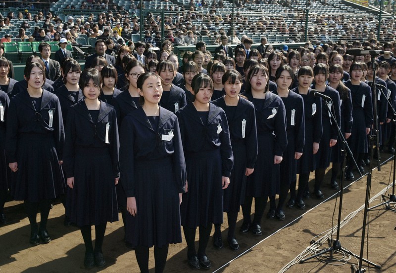 市和歌山の川辺主将が宣誓 第97回センバツ開会式 [写真特集3/15